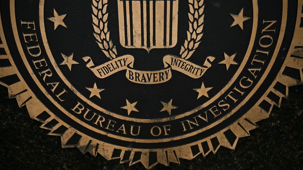 Logo del FBI en el edificio J. Edgar Hoover / Brendan Smialowski