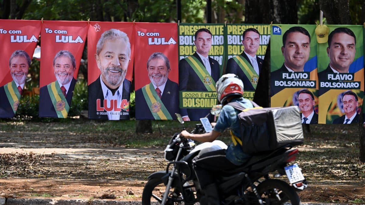 Imágenes de los candidatos presidenciales de Brasil, Luiz Inácio Lula da Silva y Flavio Bolsonaro