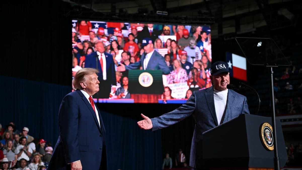 Donald Trump y Roger Clemens. Octubre de 2026