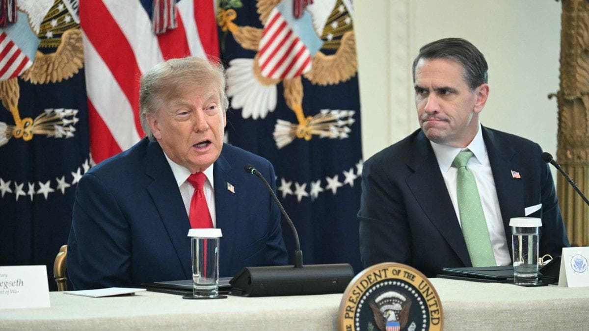 Donald Trump junto a Todd Blanche/ Saul Loeb