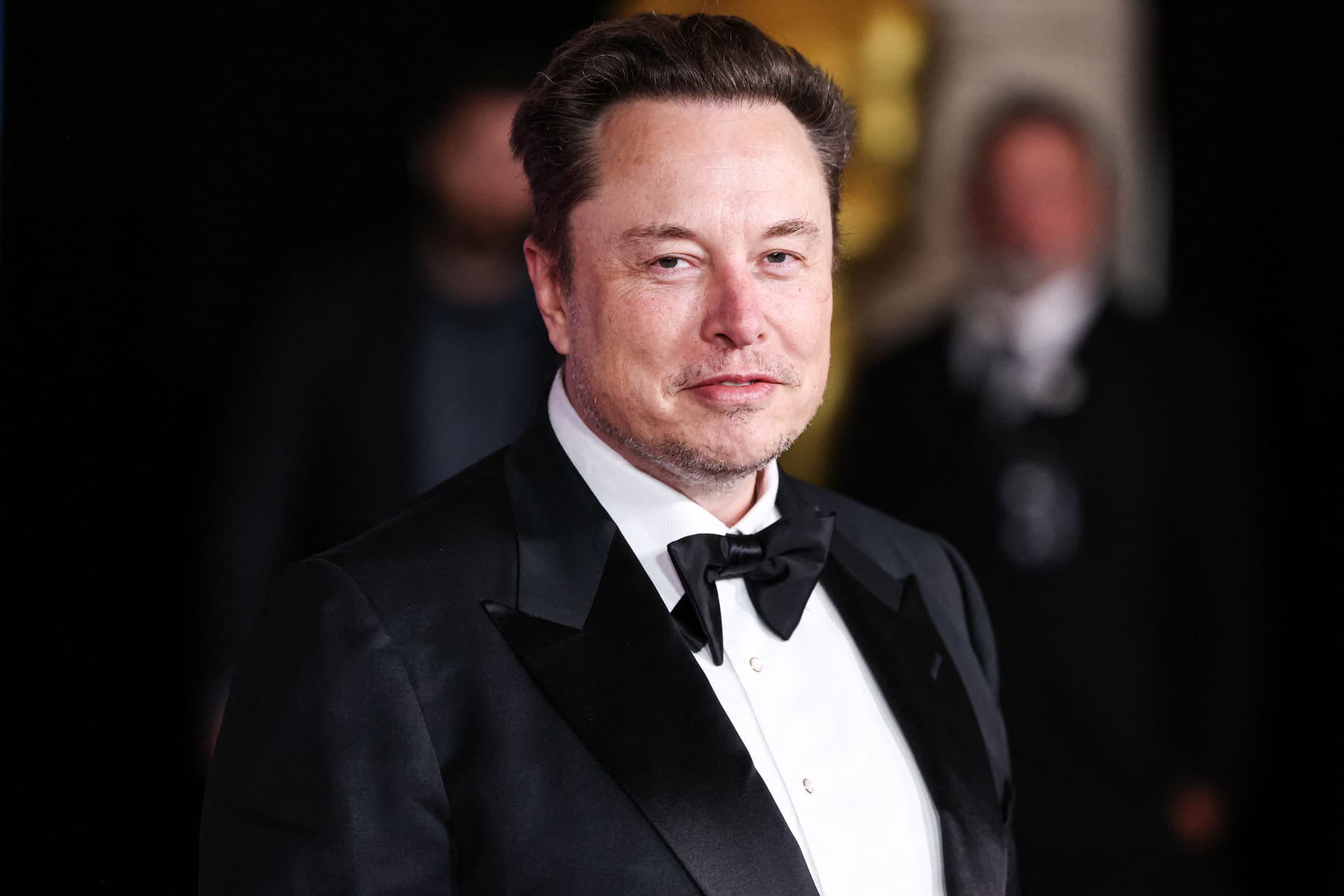 Elon Musk aporta 5 millones de dólares a Abbott en la recta final de las midterms, en plena batalla por los centros de datos en Texas